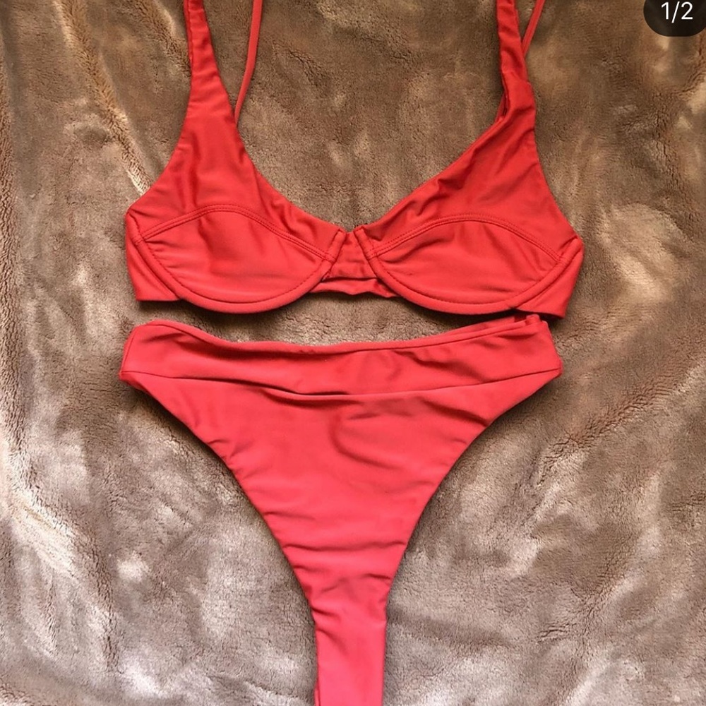 Benoa swim bikini Maile top
